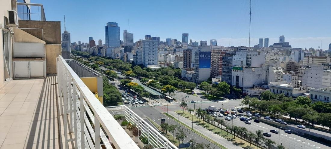 Vista a la Av. 9 de Julio desde el piso 14